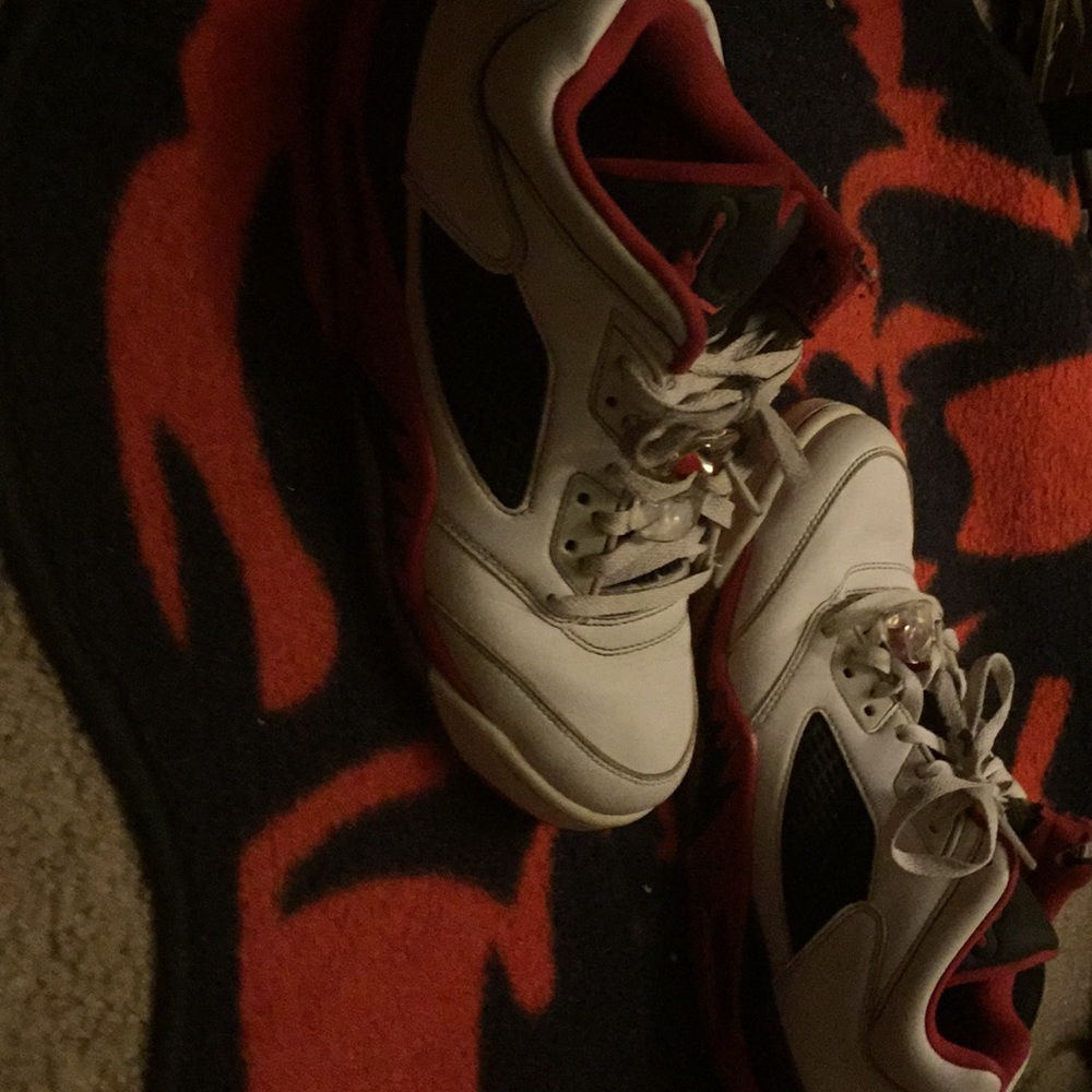 Jordan 5 low